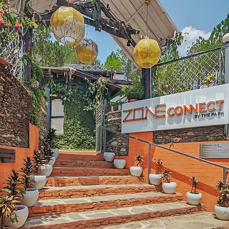 Zone Connect By The Park, Lansdowne Hotel Bagian luar foto